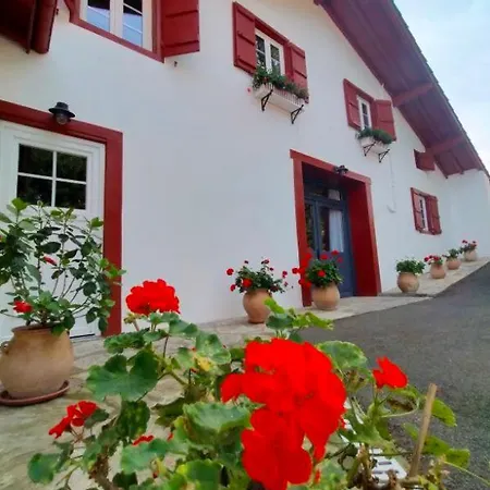Au Coeur Du Pays Basque Entre Mer Et Montagne Hélette Exterior foto