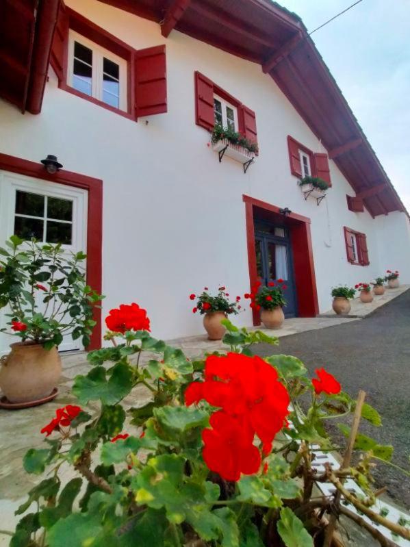 Holiday home Au Coeur Du Pays Basque Entre Et Montagne *
